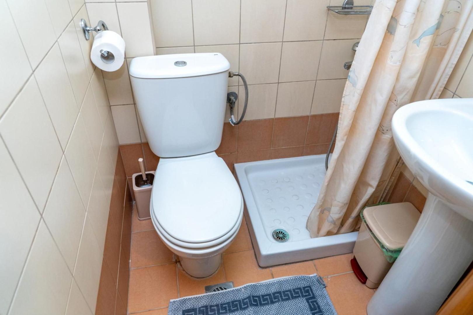Kosmos Sercvice Beautiful 2 With Additional Cost Parking Apartment